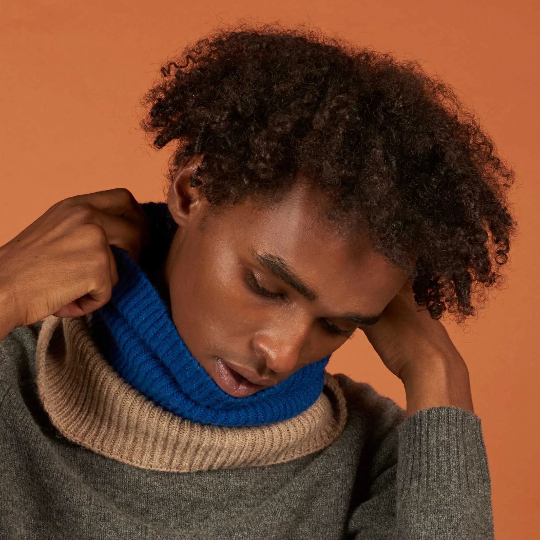 Marine Blue & Soft Brown Lambswool Snood