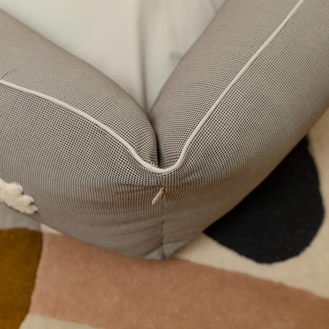 PoochMate OAK BOHO Herringbone Brown Dog Bed : Dandelions